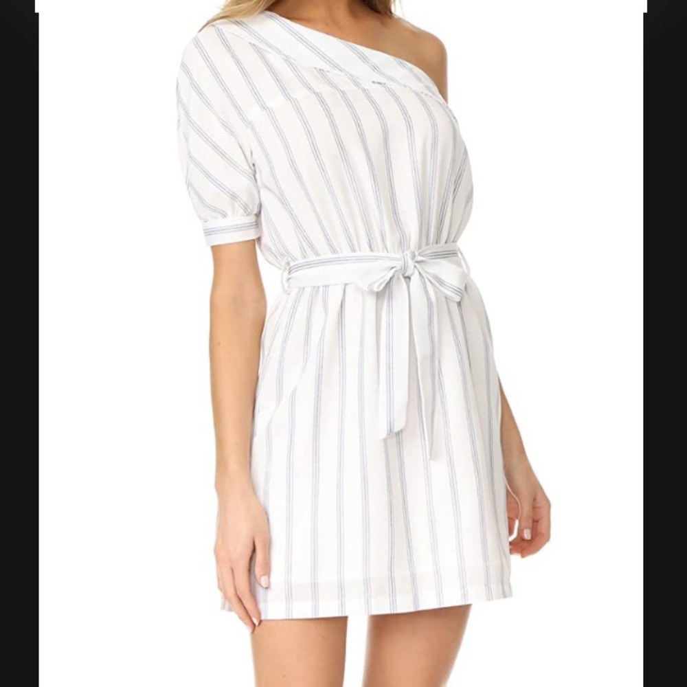 After Market
One Shoulder Dress